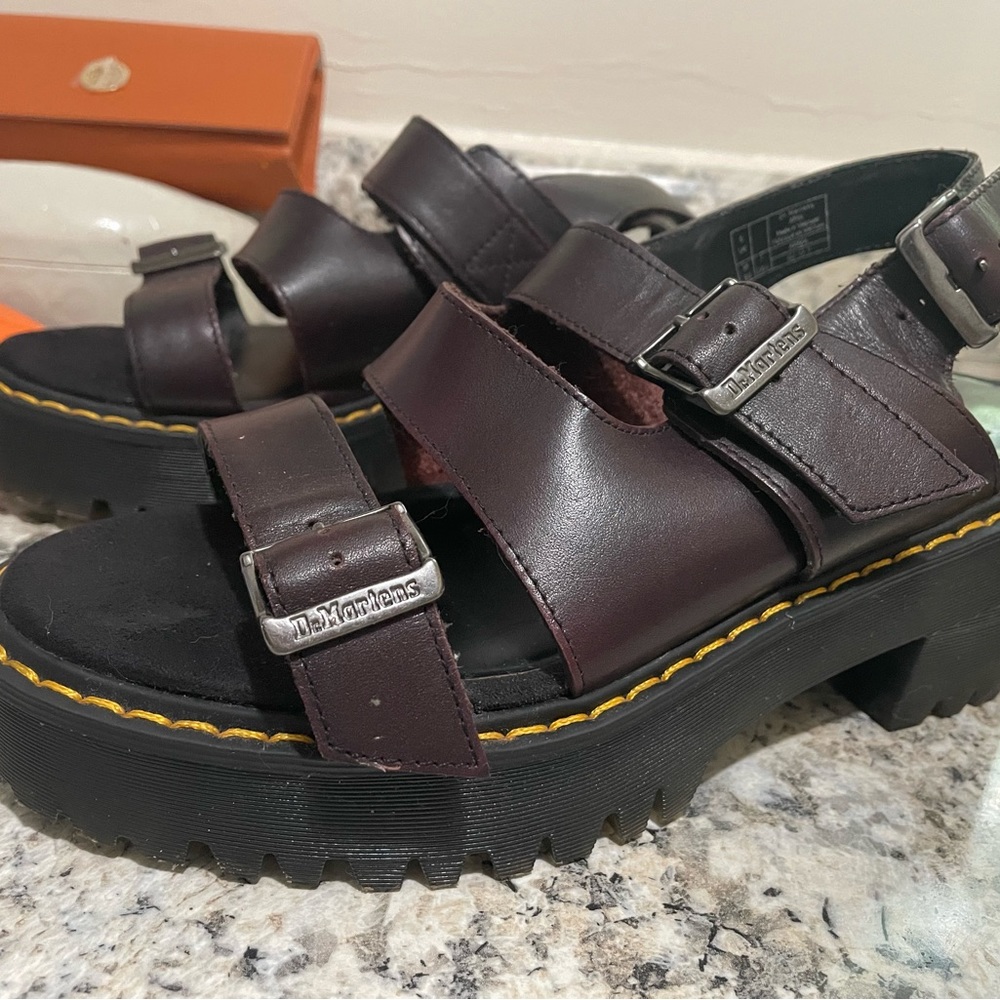 Doc martens Ariel Wyoming sandal platforms